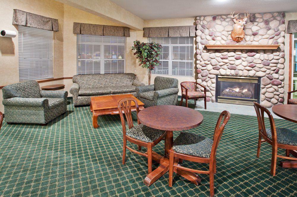 Holiday Inn Express St Ignace-Lake Central By Ihg St. Ignace Zewnętrze zdjęcie
