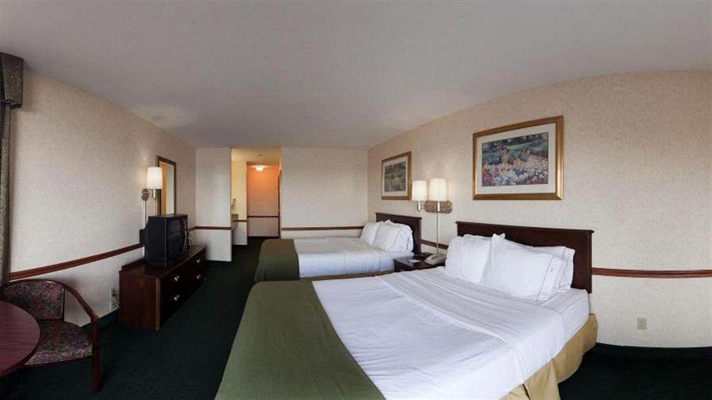Holiday Inn Express St Ignace-Lake Central By Ihg St. Ignace Zewnętrze zdjęcie